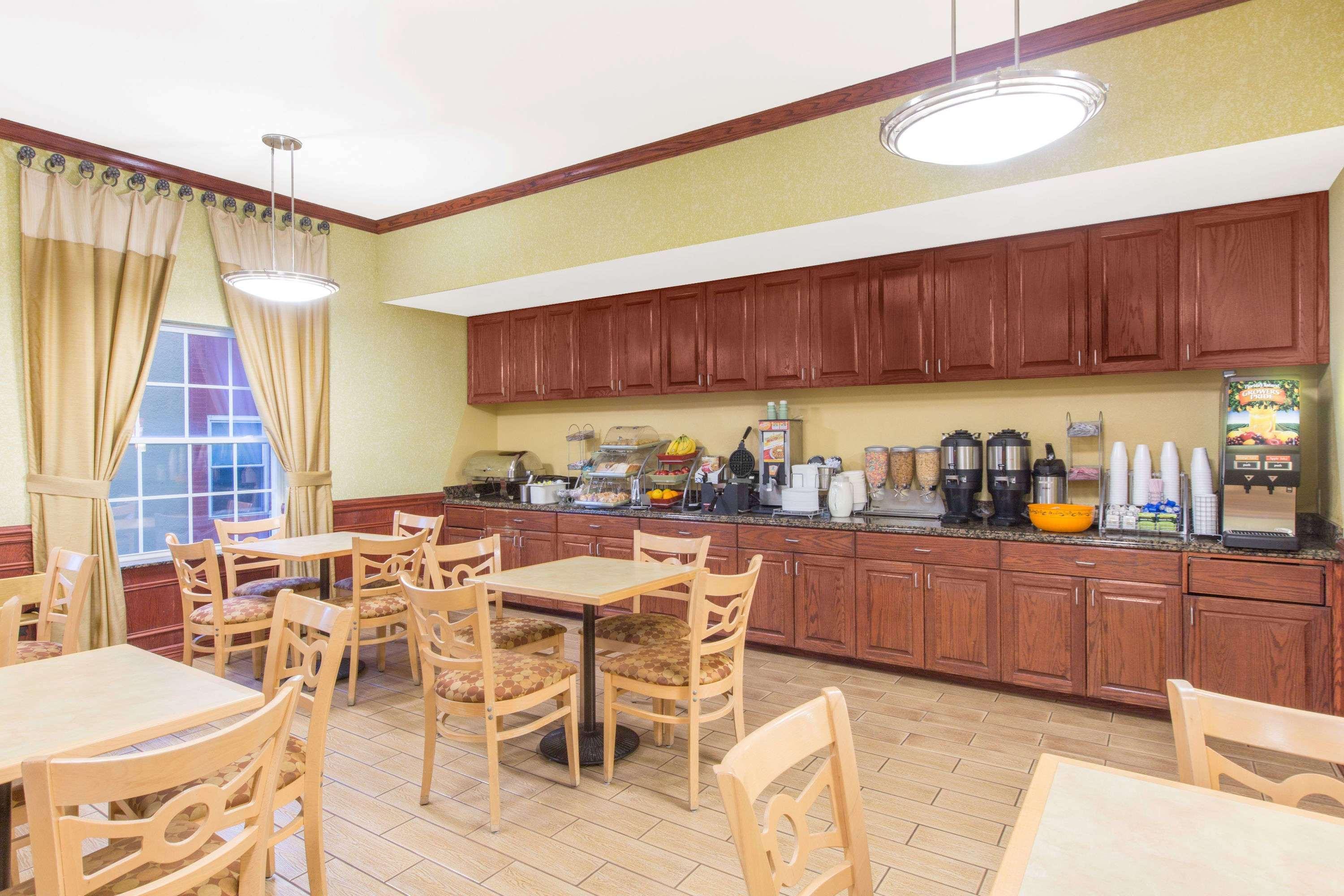 Hawthorn Extended Stay By Wyndham Corpus Christi Padre Isle Exterior photo